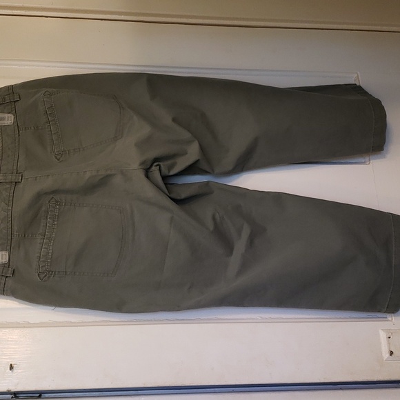 Dockers capris - Picture 3 of 5